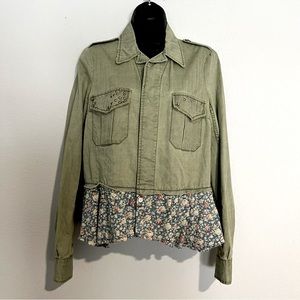 We The Free Green Button-down Shirt with Floral Peplum Hem Petite S